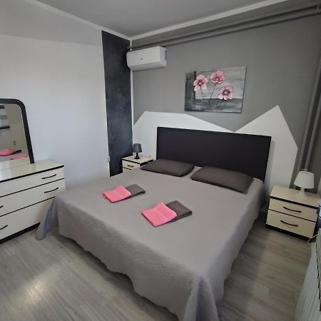 Apartment Ari Rovinj Exterior photo